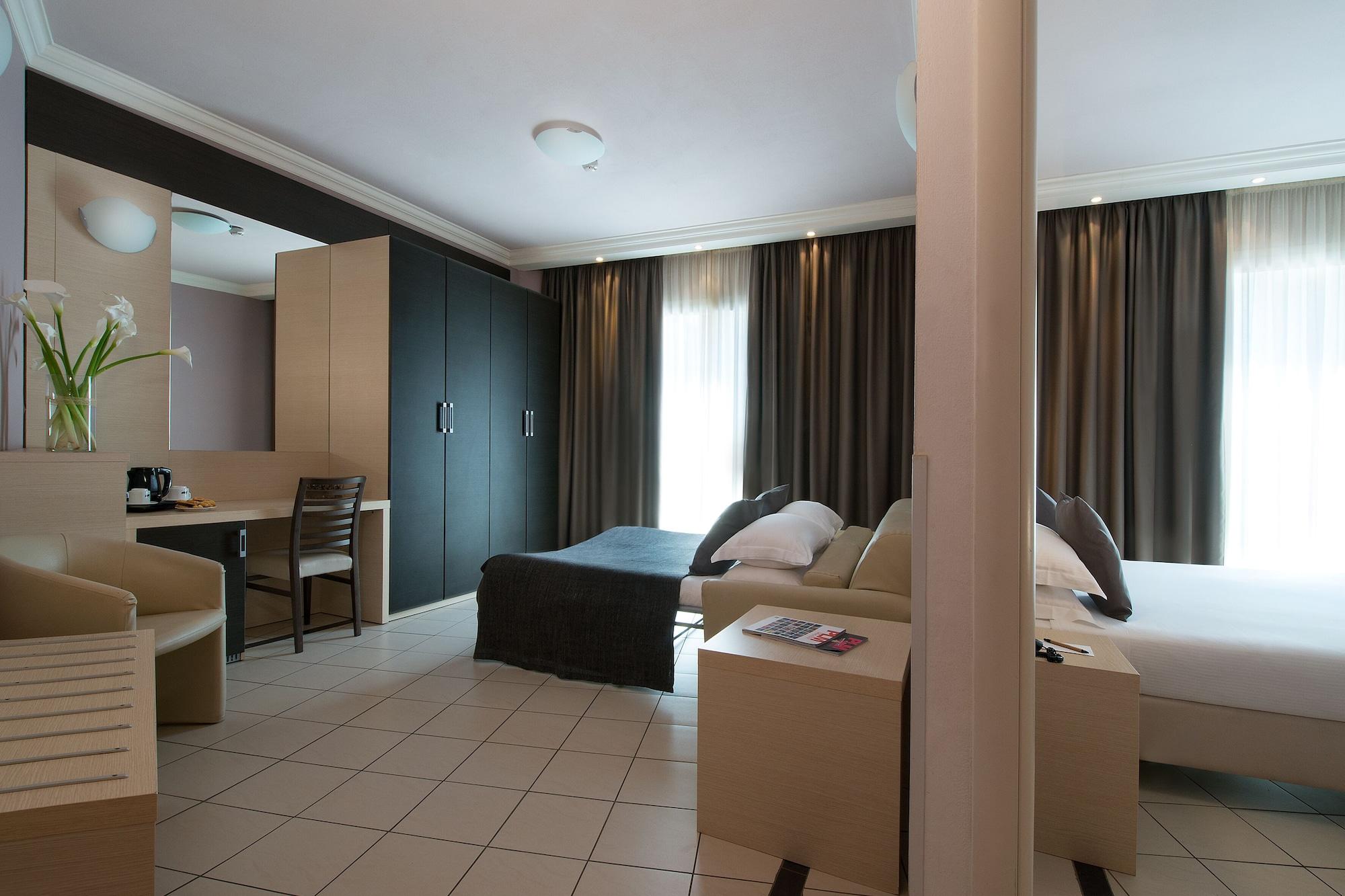 Cdh Hotel Специя Екстериор снимка
