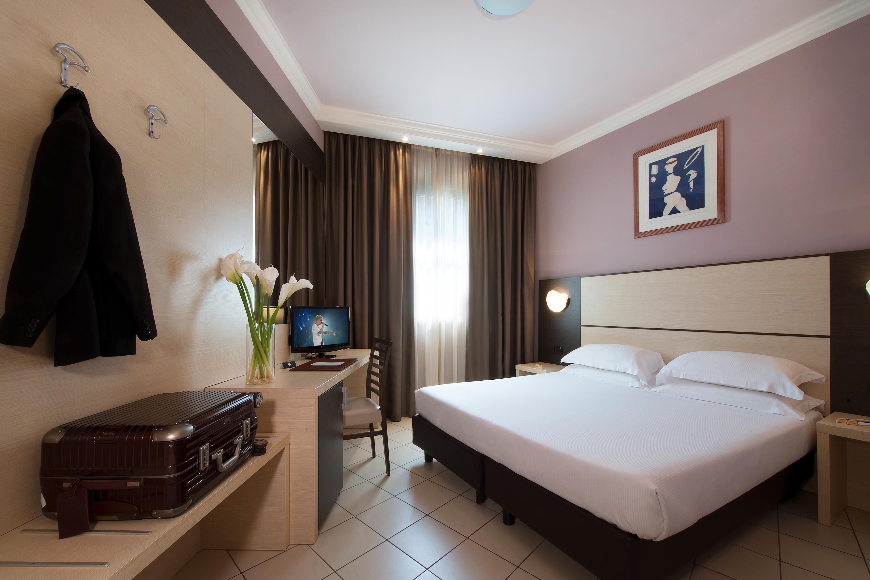 Cdh Hotel Специя Екстериор снимка