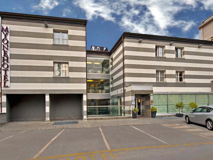 Cdh Hotel Специя Екстериор снимка
