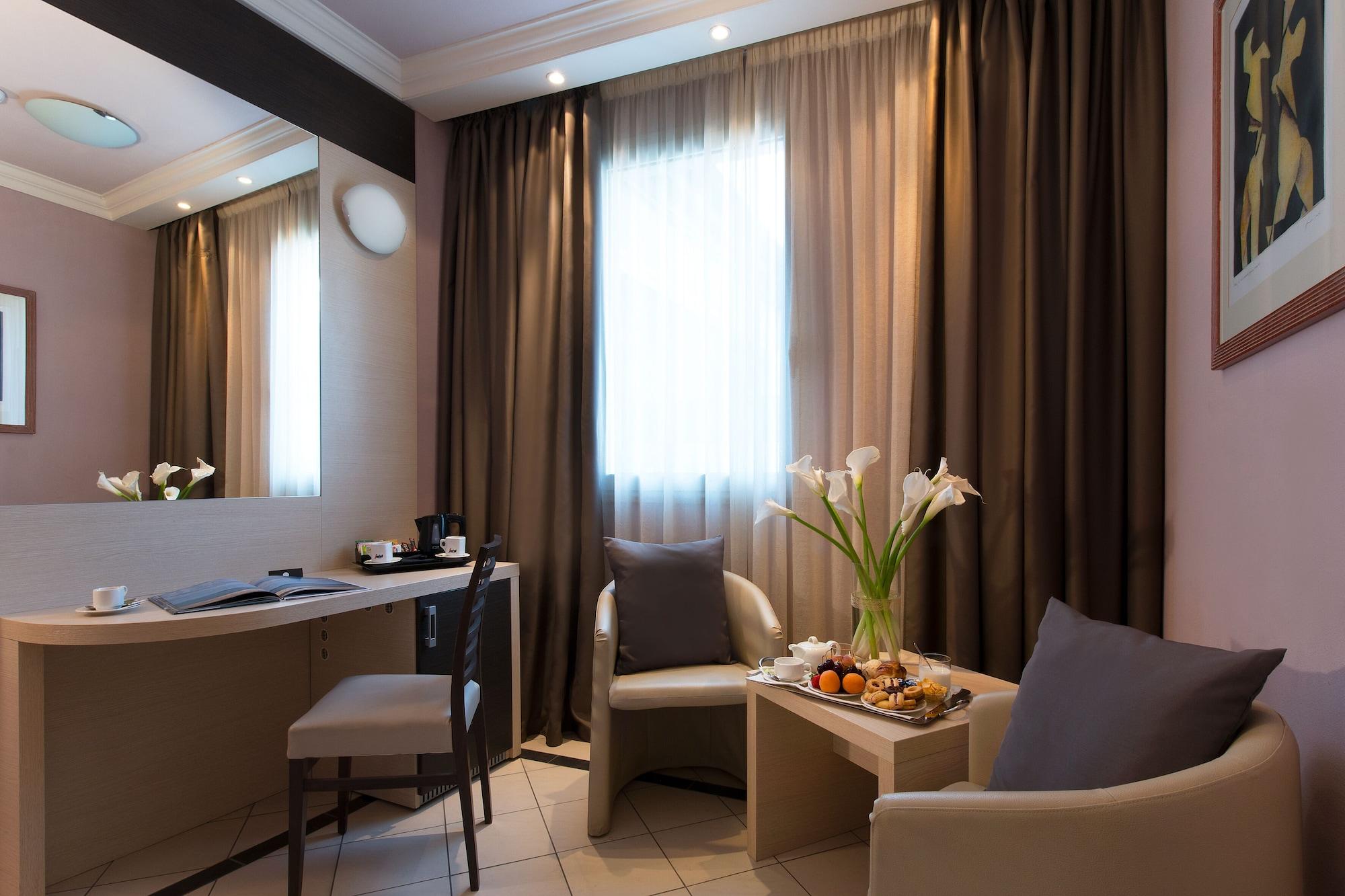 Cdh Hotel Специя Екстериор снимка