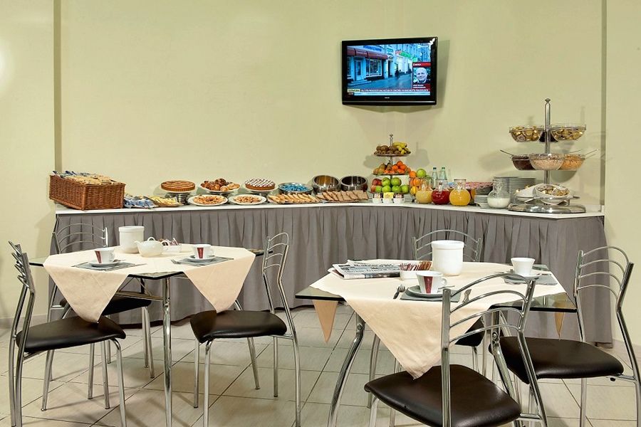 Cdh Hotel Специя Екстериор снимка